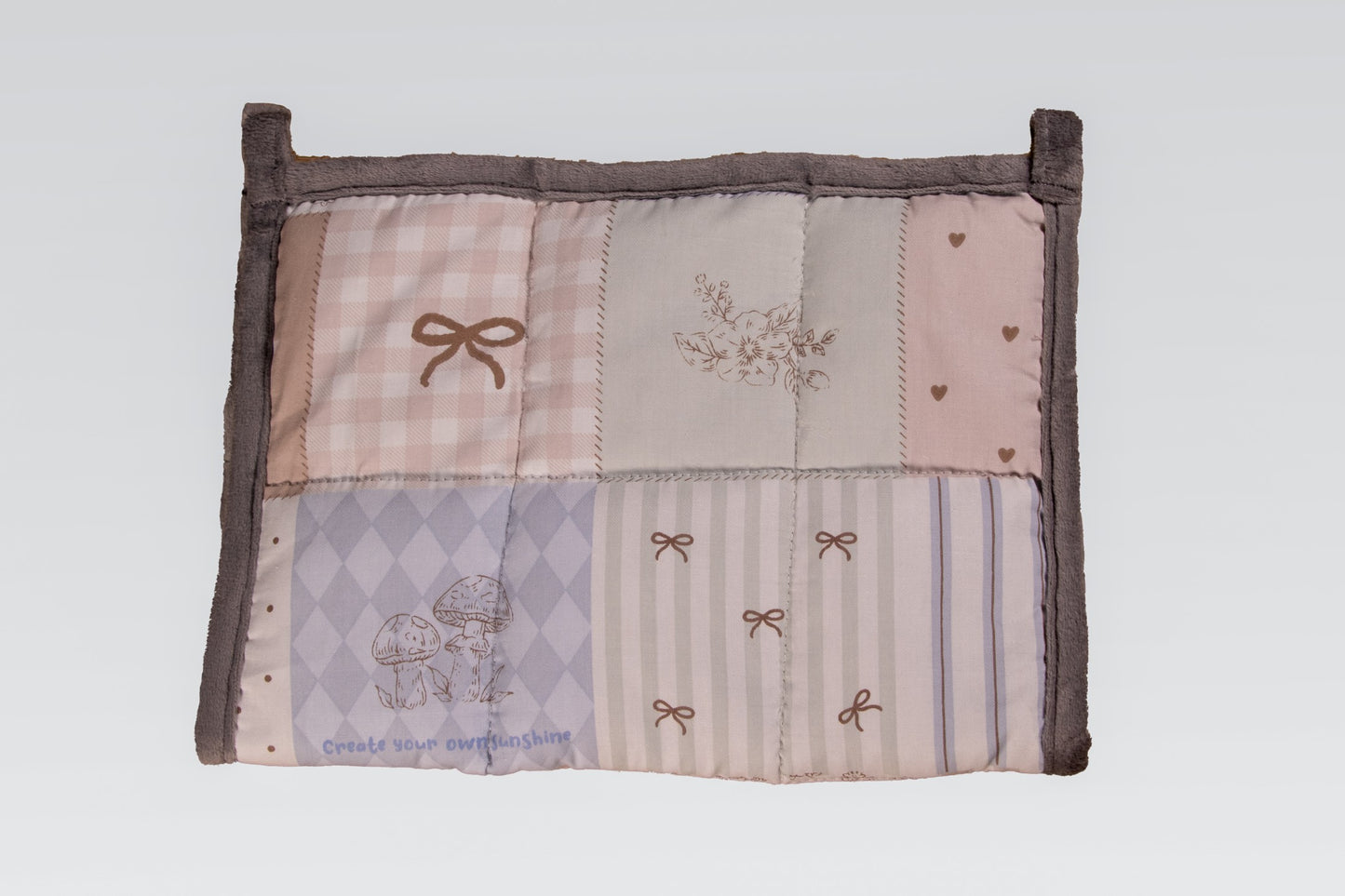 Small lap pad: 30cm x 45cm